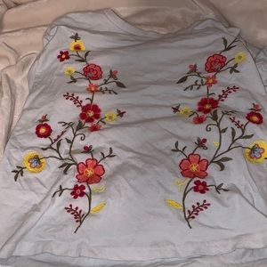 5/$25 🐝 Forever 21 Crop tshirt